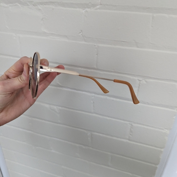 Metallic frame round sunglasses - Picture 4 of 6